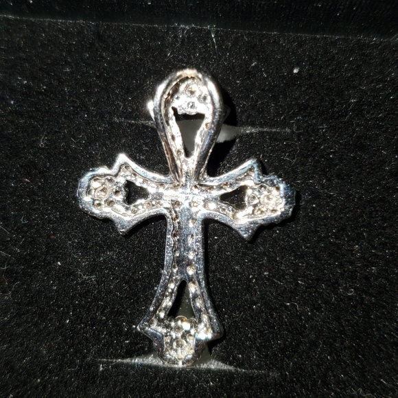 💥SOLD💥 EFFY Diamond Cross 14k Wht Gold W/ Papers - Picture 5 of 8